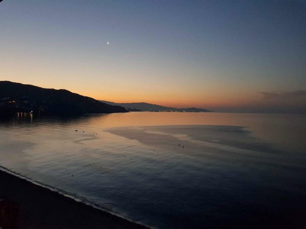 Atico En Almunecar. Primera Linea De Playa Con Vistas Espectaculares Dış mekan fotoğraf